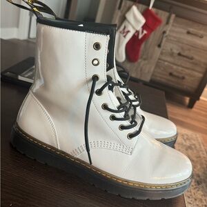 Doc Marten Boots White Leather men’s size 12